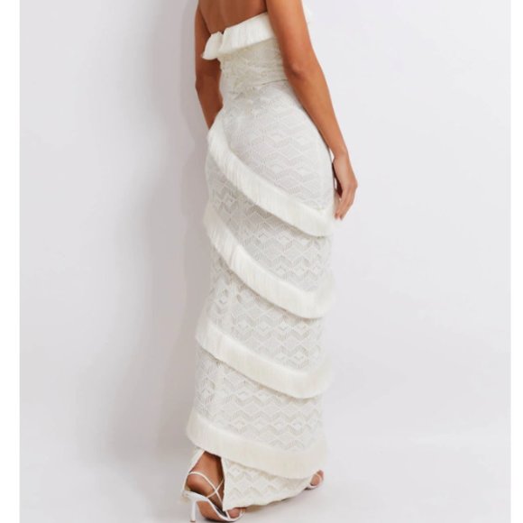 NWT PatBO White Crochet Strapless Fringe Trim Maxi Size 2 - Picture 3 of 8
